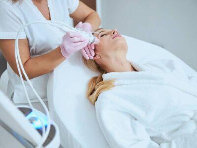 How Does Skin Tightening Treatment Work?